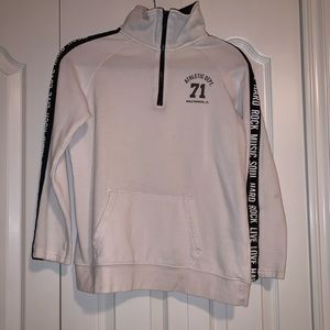 HARD ROCK CAFE WHITE AND BLACK QUARTER ZIP